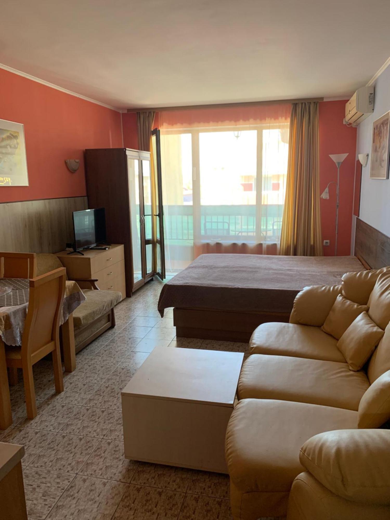 Уютные Апартаменты С Бассейном У Моря В Г. Солнечный Берег Sunny Beach Exterior photo